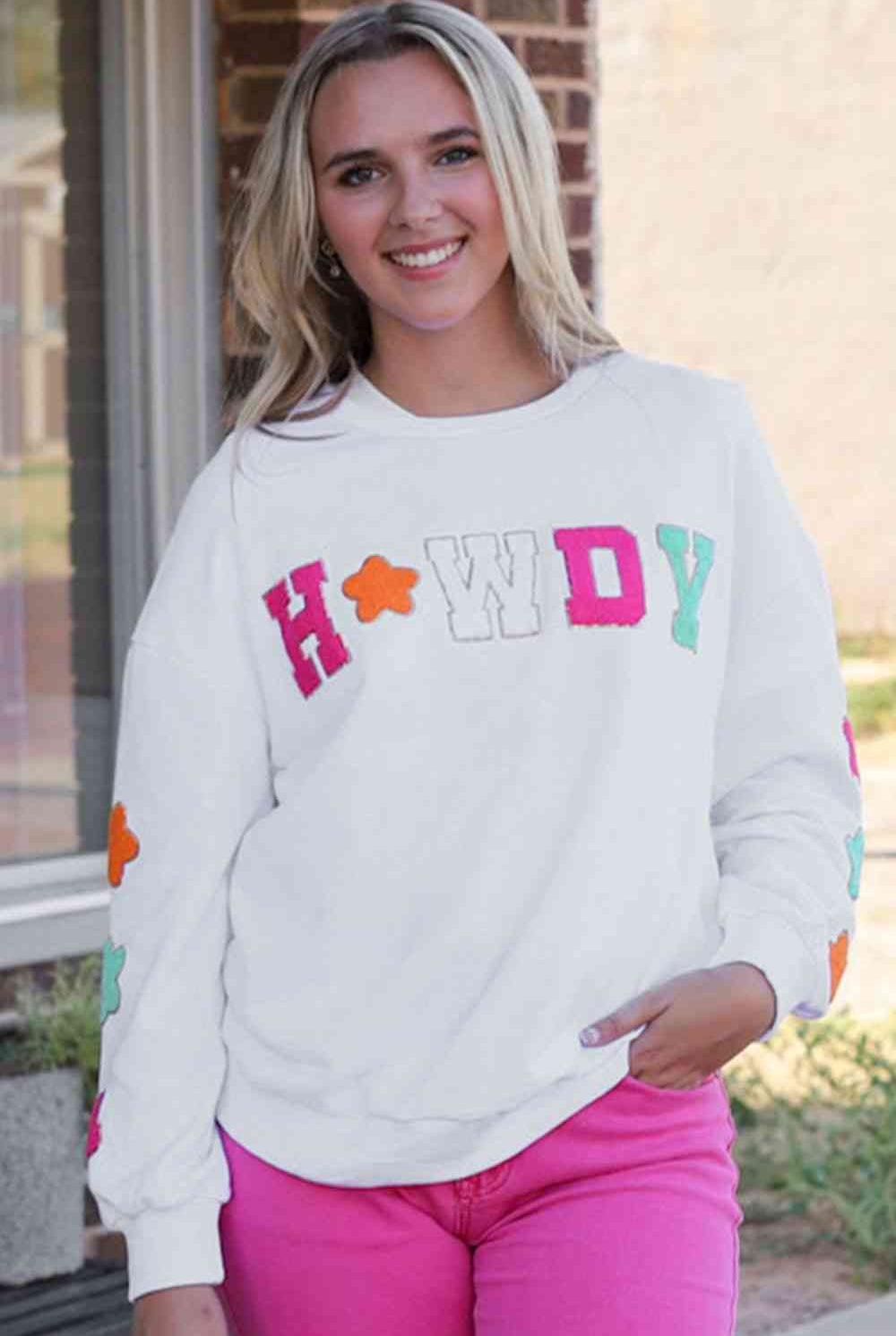 HOWDY Graphic Round Neck Sweatshirt - GemThreads Boutique HOWDY Graphic Round Neck Sweatshirt