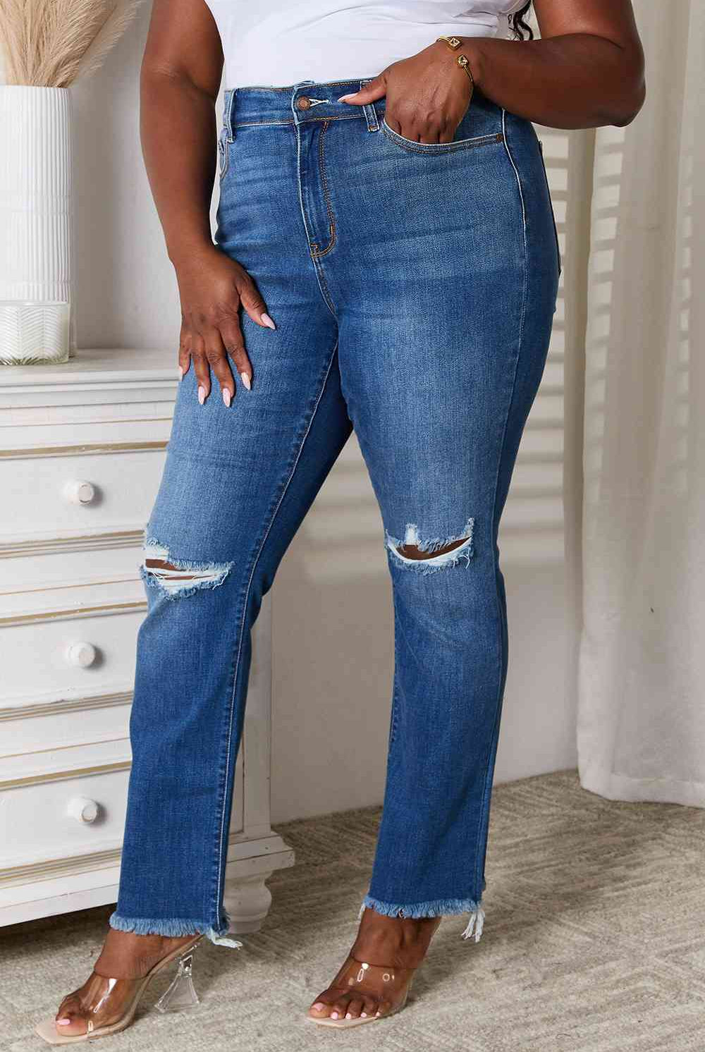 Judy Blue Full Size Distressed Raw Hem Jeans - GemThreads Boutique
