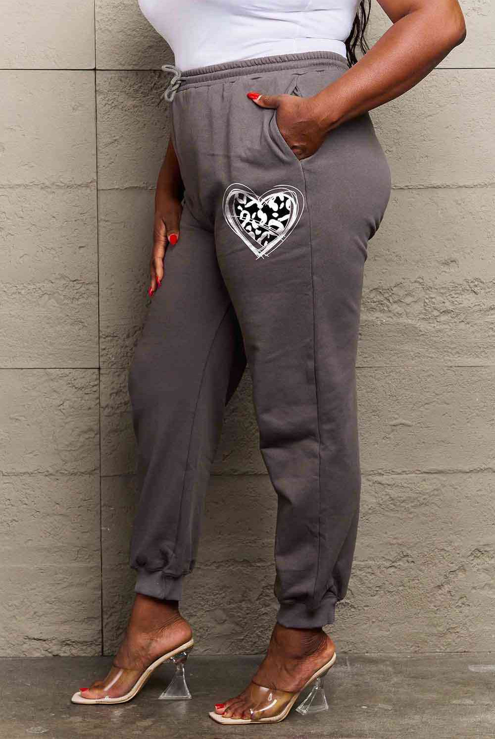 Simply Love Simply Love Full Size Drawstring Heart Graphic Long Sweatpants - GemThreads Boutique