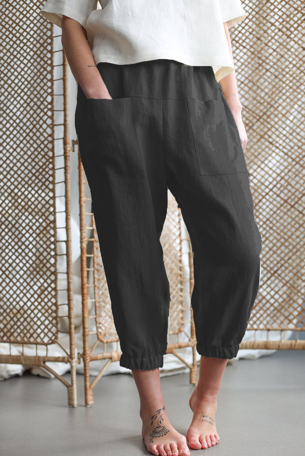 Mid-Rise Waist Pants with Pockets - GemThreads Boutique Mid-Rise Waist Pants with Pockets