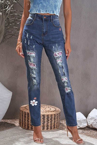 Distressed Buttoned Jeans with Pockets - GemThreads Boutique