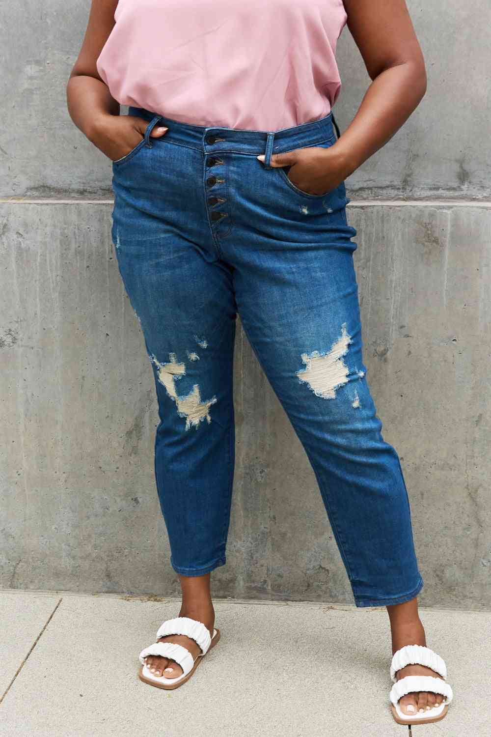 Judy Blue Melanie Full Size High Waisted Distressed Boyfriend Jeans - GemThreads Boutique