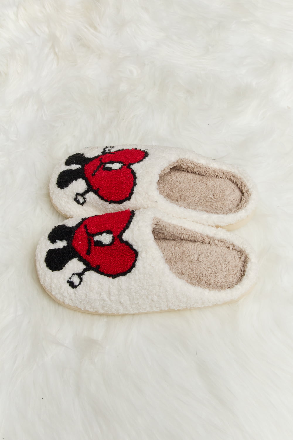 Melody Love Heart Print Plush Slippers - GemThreads Boutique