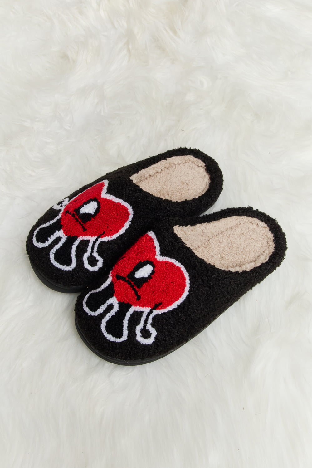 Melody Love Heart Print Plush Slippers - GemThreads Boutique