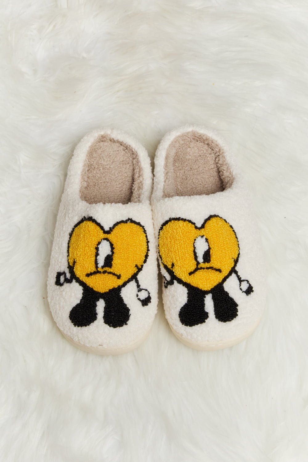 Melody Love Heart Print Plush Slippers - GemThreads Boutique