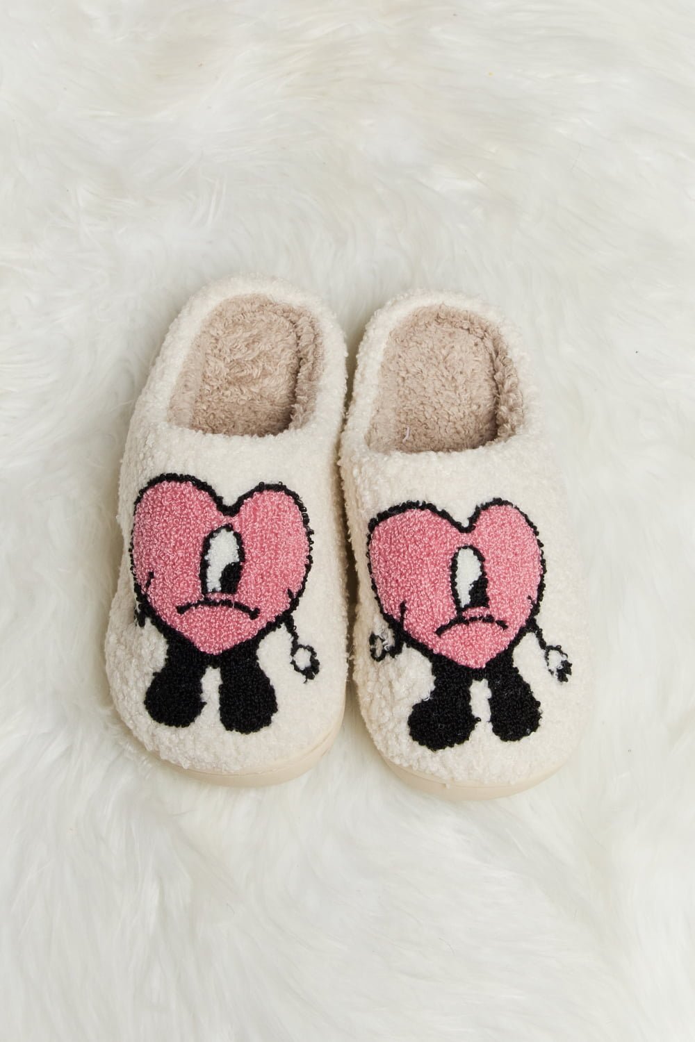 Melody Love Heart Print Plush Slippers - GemThreads Boutique