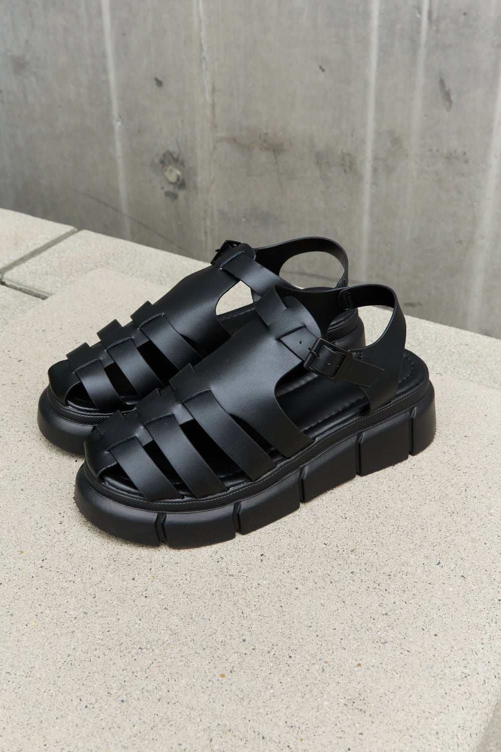 Qupid Platform Cage Stap Sandal in Black - GemThreads Boutique
