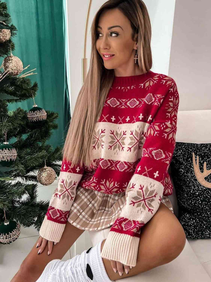 Snowflake Pattern Dropped Shoulder Sweater - GemThreads Boutique