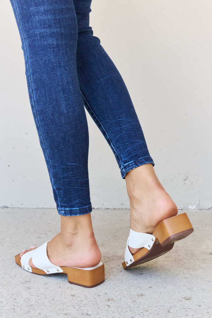 Weeboo Step Into Summer Criss Cross Wooden Clog Mule in White - GemThreads Boutique